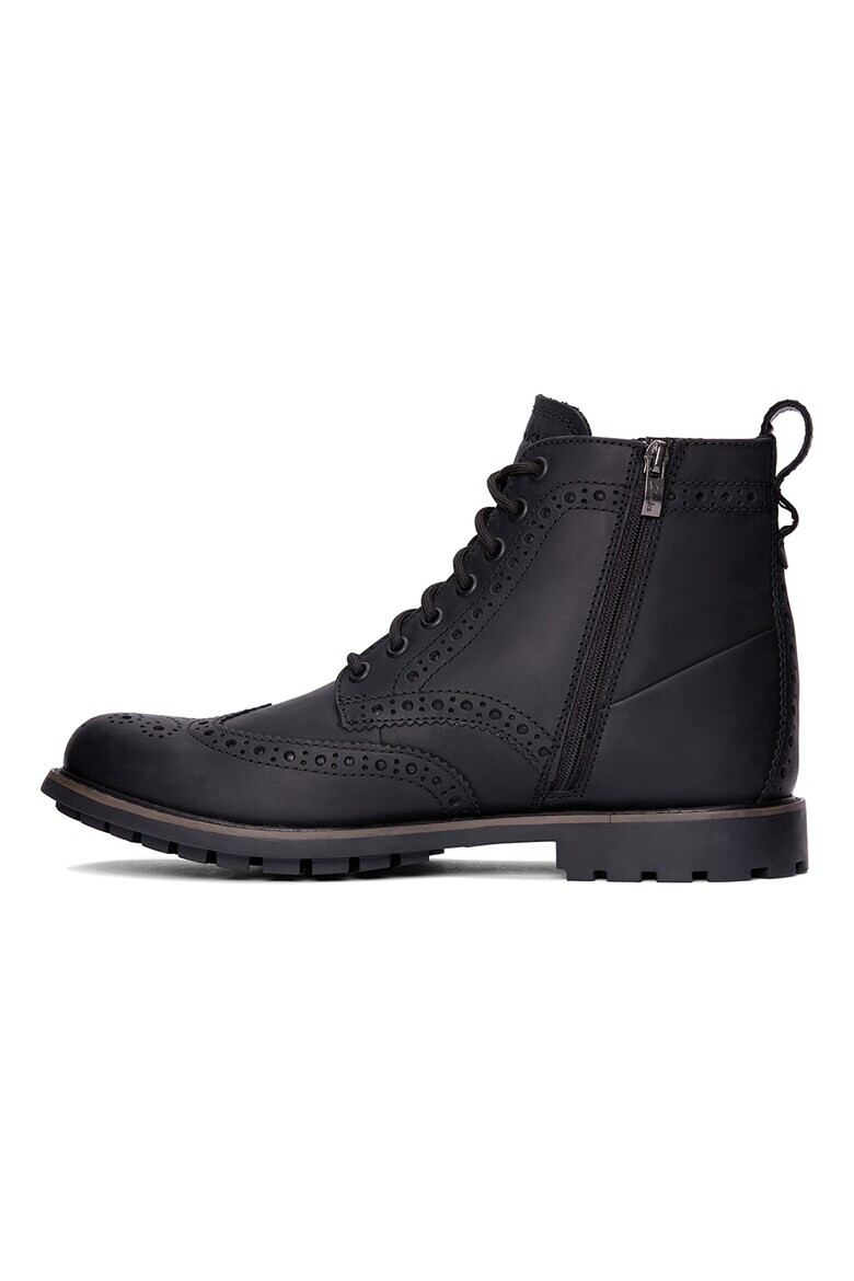 Clarks Кожени боти Westcombelimit с перфорации - Pepit.bg