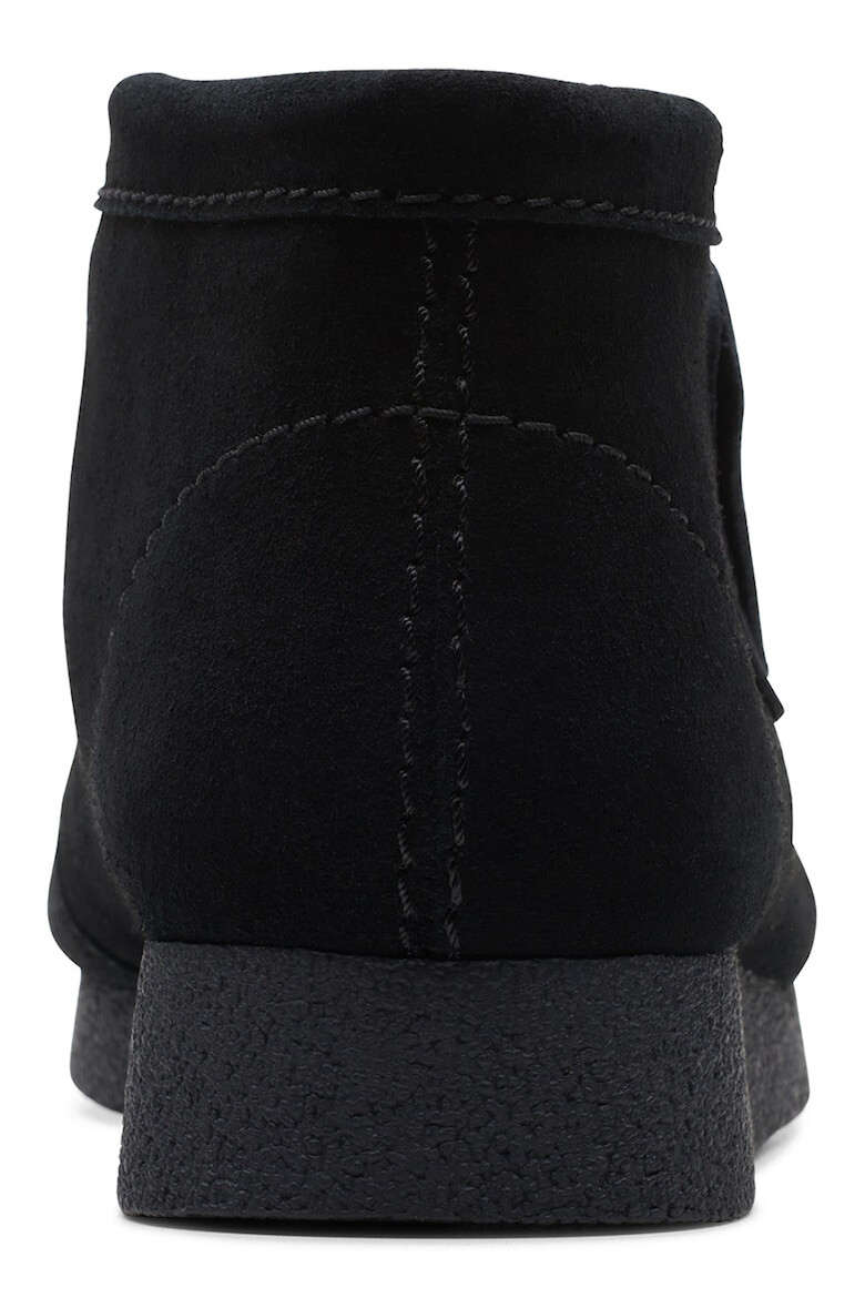 Clarks Велурени кларкове Wallabeeevo - Черен - Pepit.bg