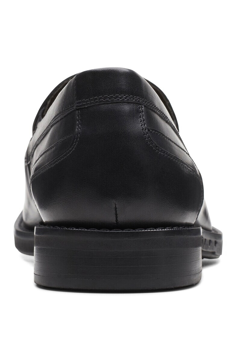 Clarks Кожени мокасини Hugh - Pepit.bg