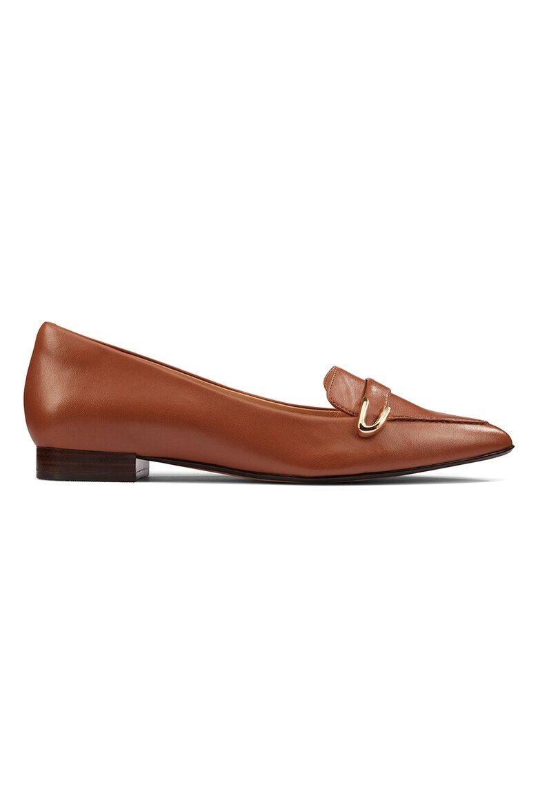 Clarks Кожени мокасини Laina с остър връх - Pepit.bg