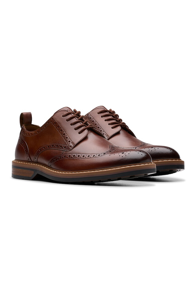 Clarks Кожени обувки Aldwin Limit тип Brogue - Pepit.bg