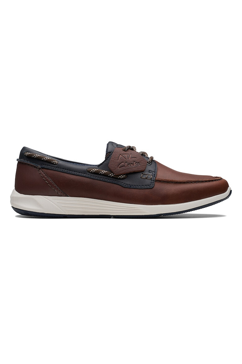 Clarks Кожени обувки Atl Sail - Pepit.bg