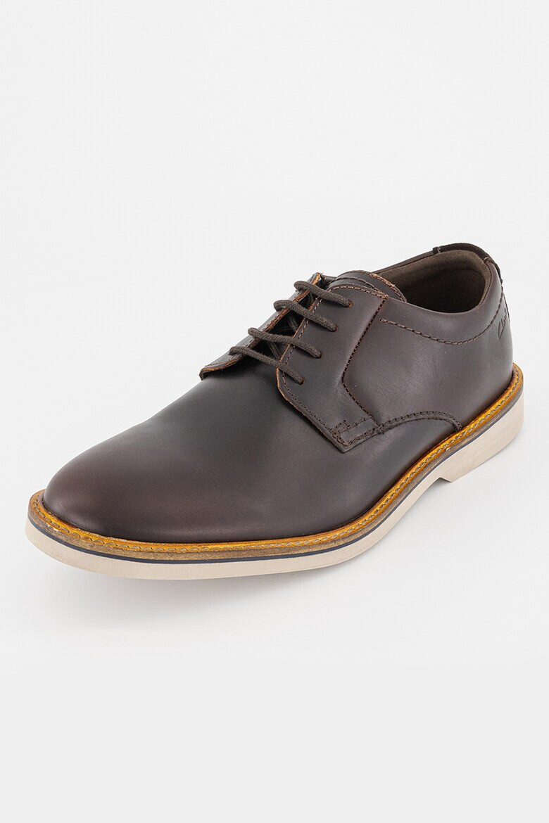 Clarks Кожени обувки Atticus тип Derby с овален връх - Pepit.bg