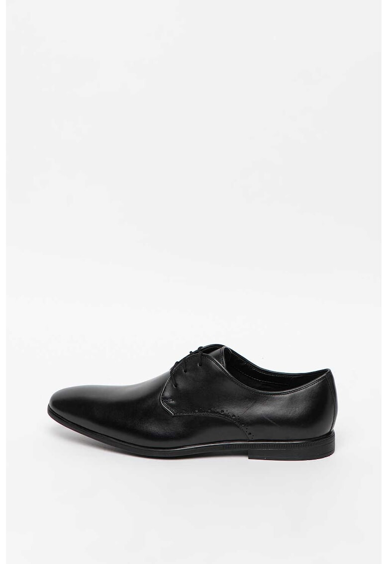 Clarks Кожени обувки Bampton тип Brogue - Pepit.bg