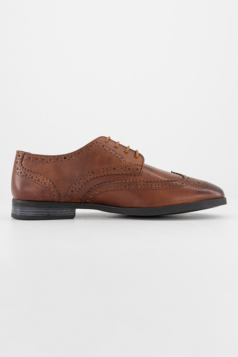Clarks Кожени обувки Bradish - Pepit.bg