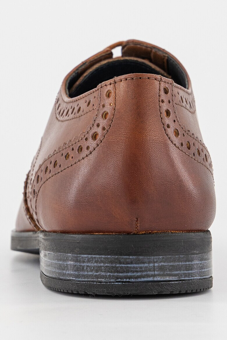 Clarks Кожени обувки Bradish - Pepit.bg