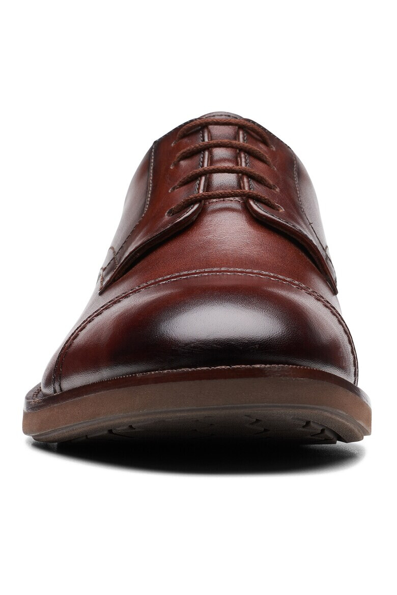 Clarks Кожени обувки Derby - Pepit.bg