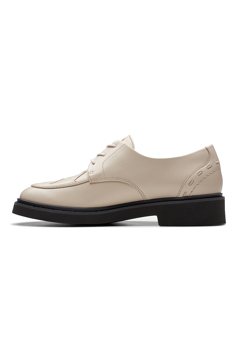 Clarks Кожени обувки Derby - Pepit.bg