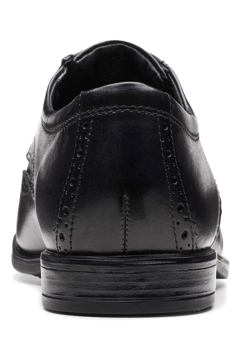 Clarks Кожени обувки Howard Wing Derby - Pepit.bg