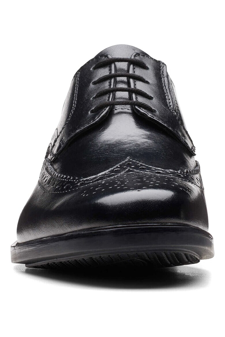 Clarks Кожени обувки Howard Wing Derby - Pepit.bg