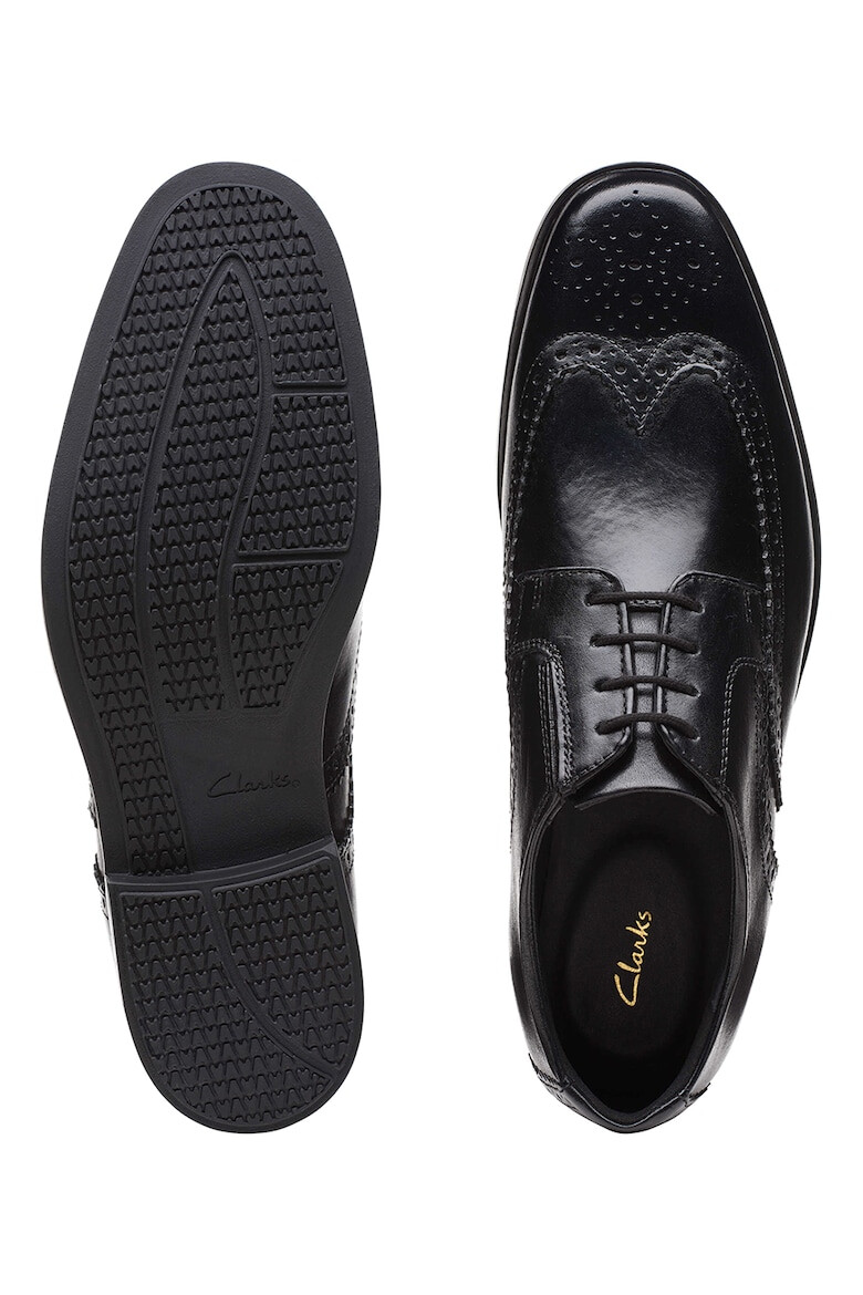 Clarks Кожени обувки Howard Wing Derby - Pepit.bg