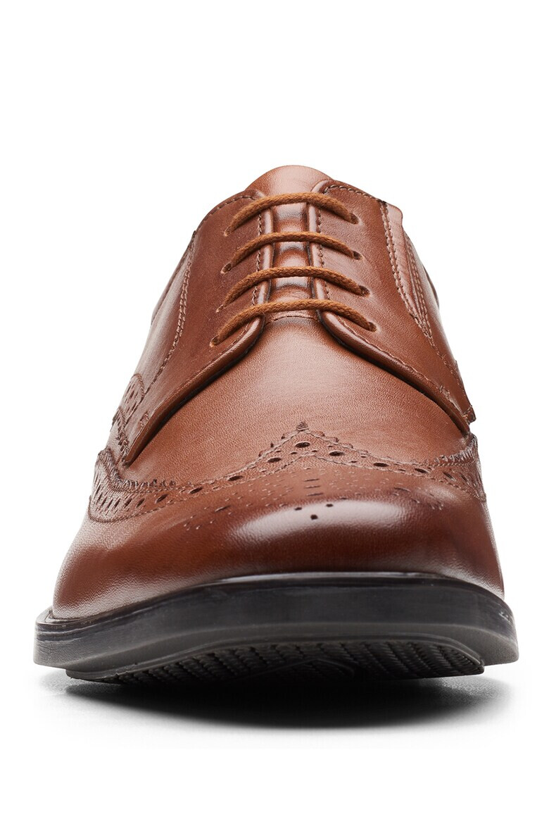 Clarks Кожени обувки Howard Wing Derby - Pepit.bg