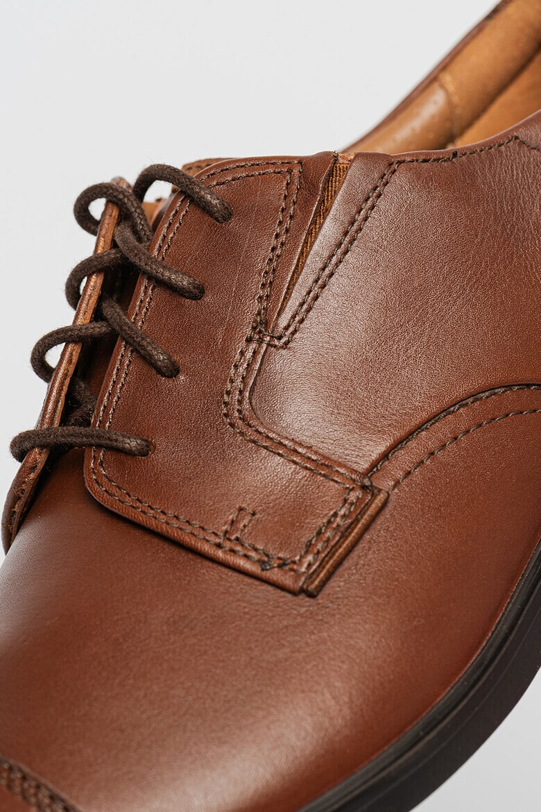 Clarks Кожени обувки Lite Derby - Pepit.bg