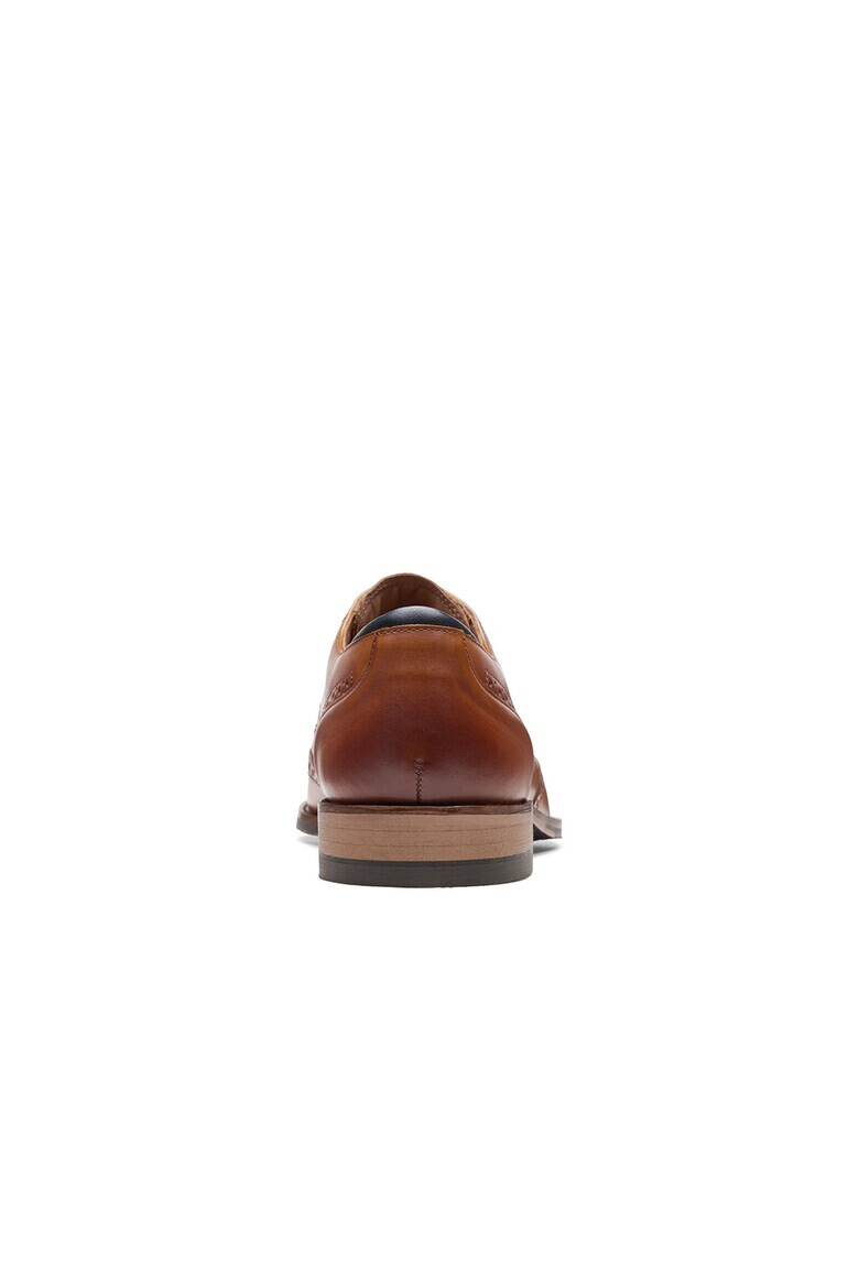 Clarks Кожени обувки Craftarlolimit тип Brogue - Канелено кафяво - Pepit.bg