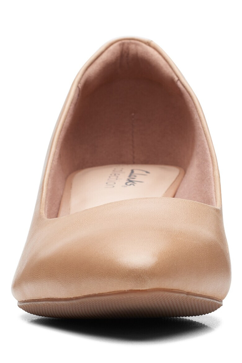 Clarks Кожени обувки Teresa Step с остър връх - Pepit.bg