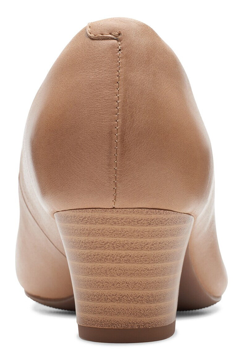 Clarks Кожени обувки Teresa Step с остър връх - Pepit.bg