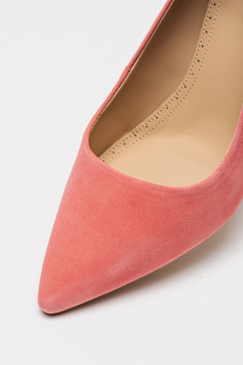 Clarks Кожени обувки Violette55 с остър връх - Pepit.bg