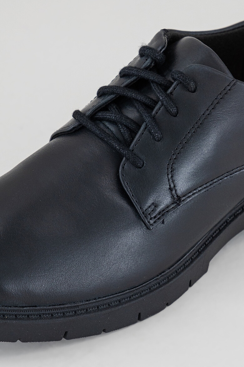 Clarks Кожени обувки Westlyn Derby - Pepit.bg