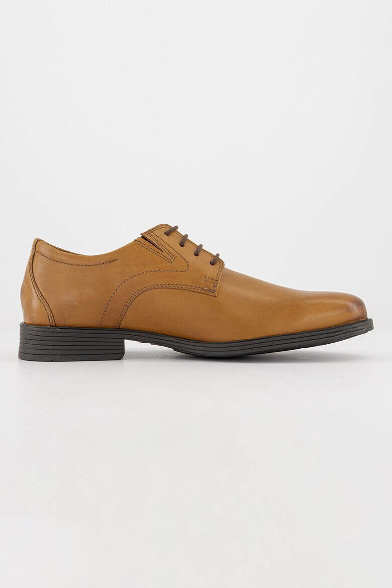Clarks Кожени обувки Whiddon Brogue - Карамел - Pepit.bg