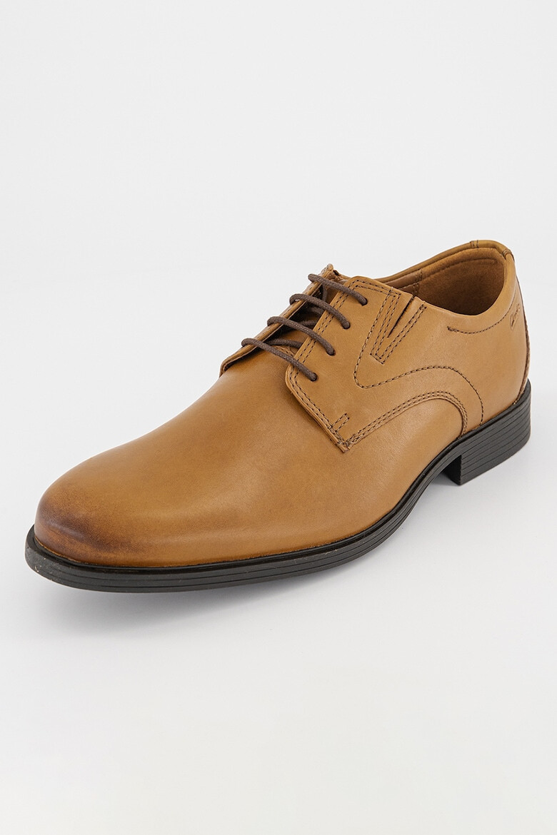Clarks Кожени обувки Whiddon Brogue - Карамел - Pepit.bg