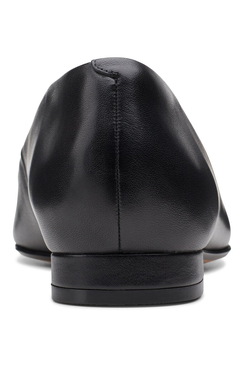 Clarks Кожени пантофки Laina с остър връх - Pepit.bg