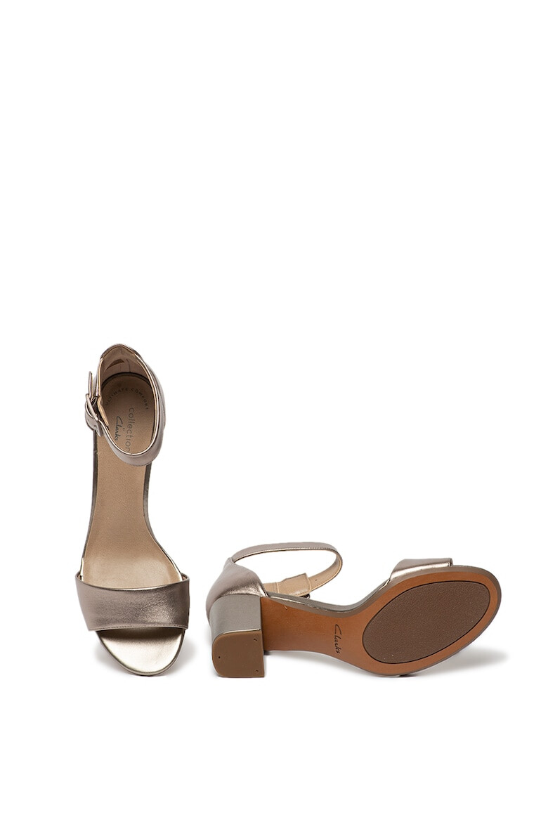 Clarks Кожени сандали Deva Mae - Pepit.bg