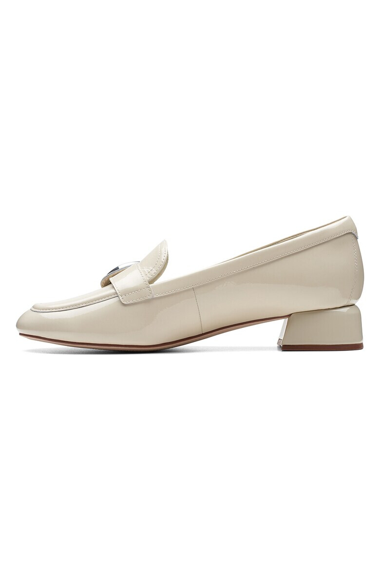 Clarks Лачени кожени мокасини Daiss - Pepit.bg