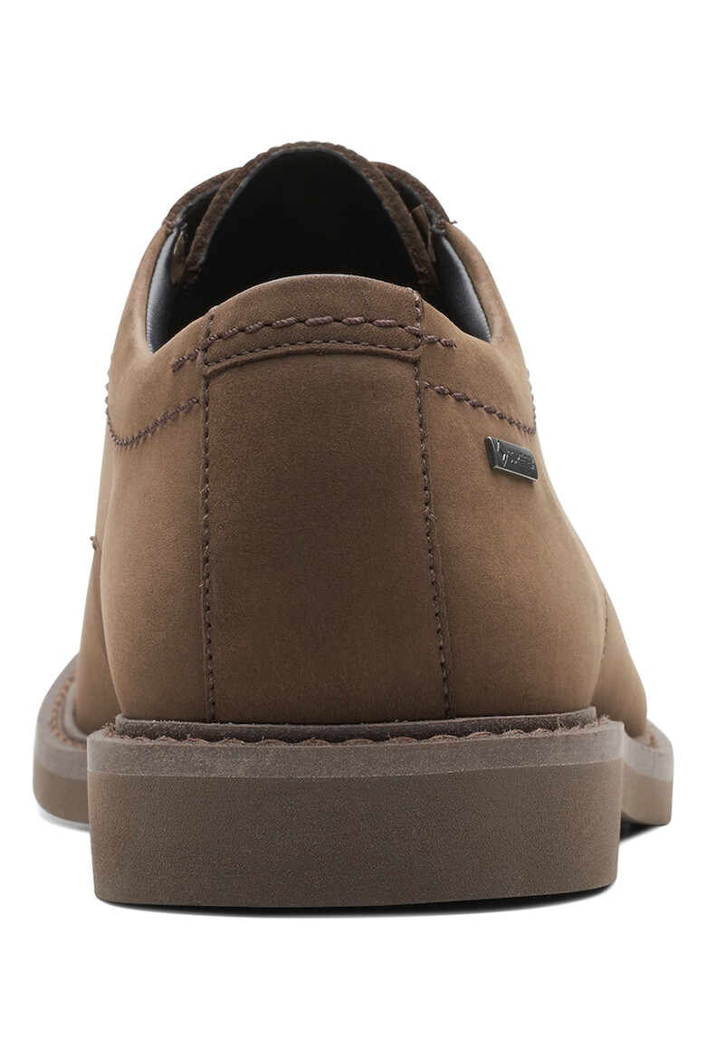 Clarks Обувки Atticus от набук - Pepit.bg