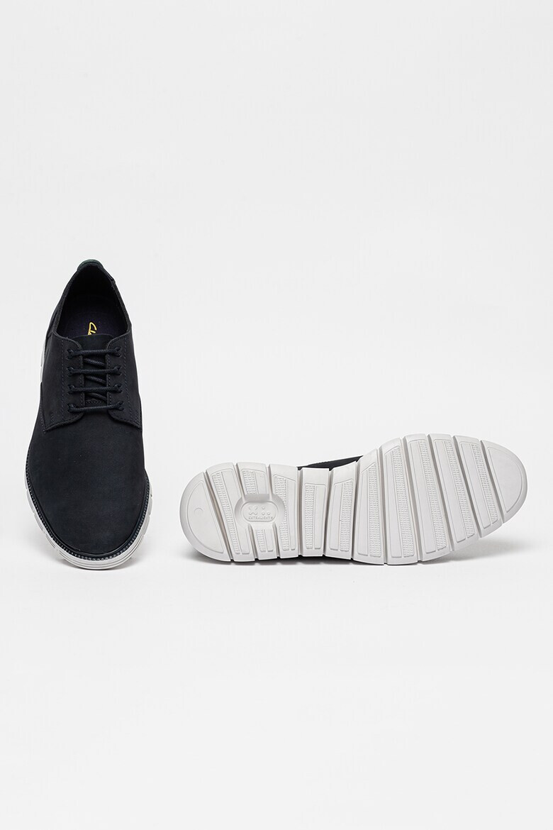Clarks Обувки TrackFlex Path от набук - Pepit.bg