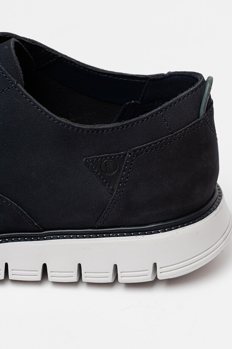 Clarks Обувки TrackFlex Path от набук - Pepit.bg