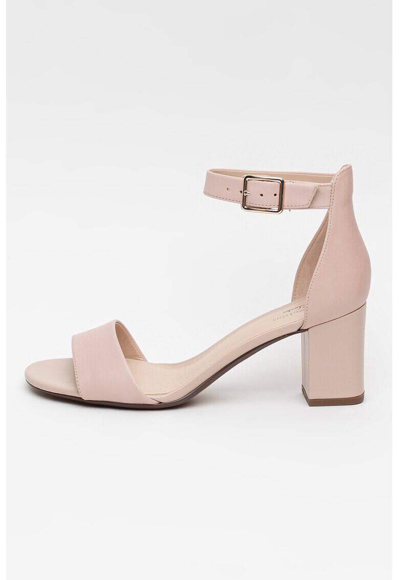 Clarks Сандали Deva Mae от набук - Pepit.bg