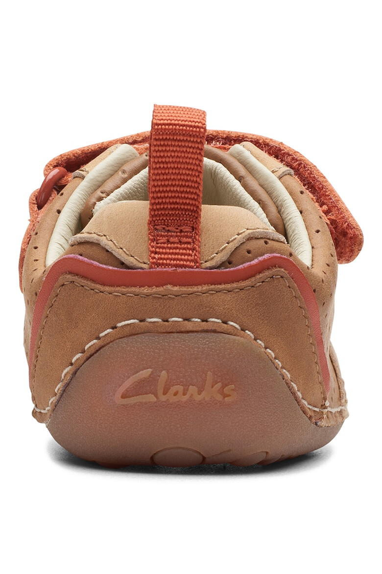 Clarks Спортни обувки Tiny с велкро и перфорации - Pepit.bg