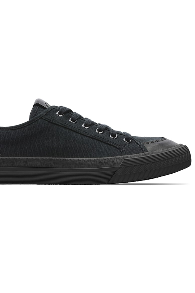 Clarks Кецове Roxby с нисък профил - Pepit.bg