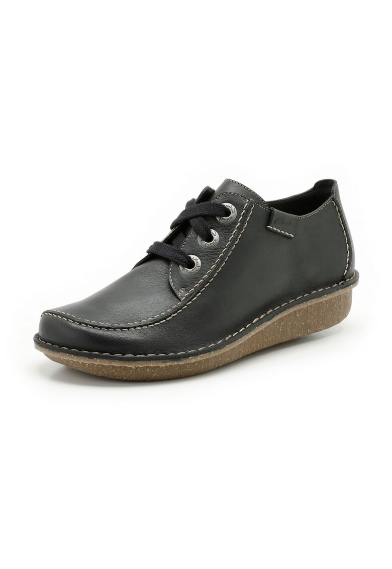 Clarks Тъмносини кожени обувки - Pepit.bg