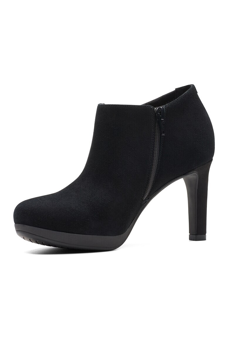 Clarks Велурени боти Ambyr - Pepit.bg