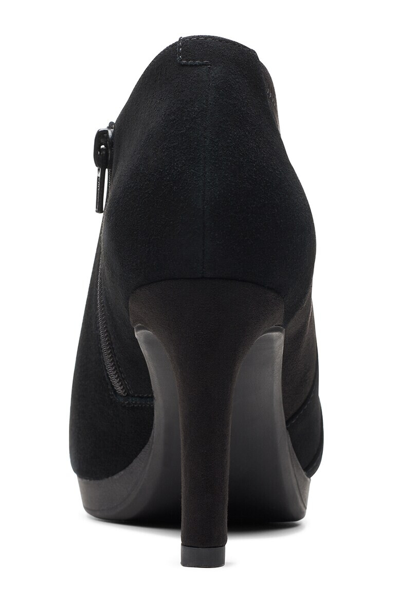 Clarks Велурени боти Ambyr - Pepit.bg