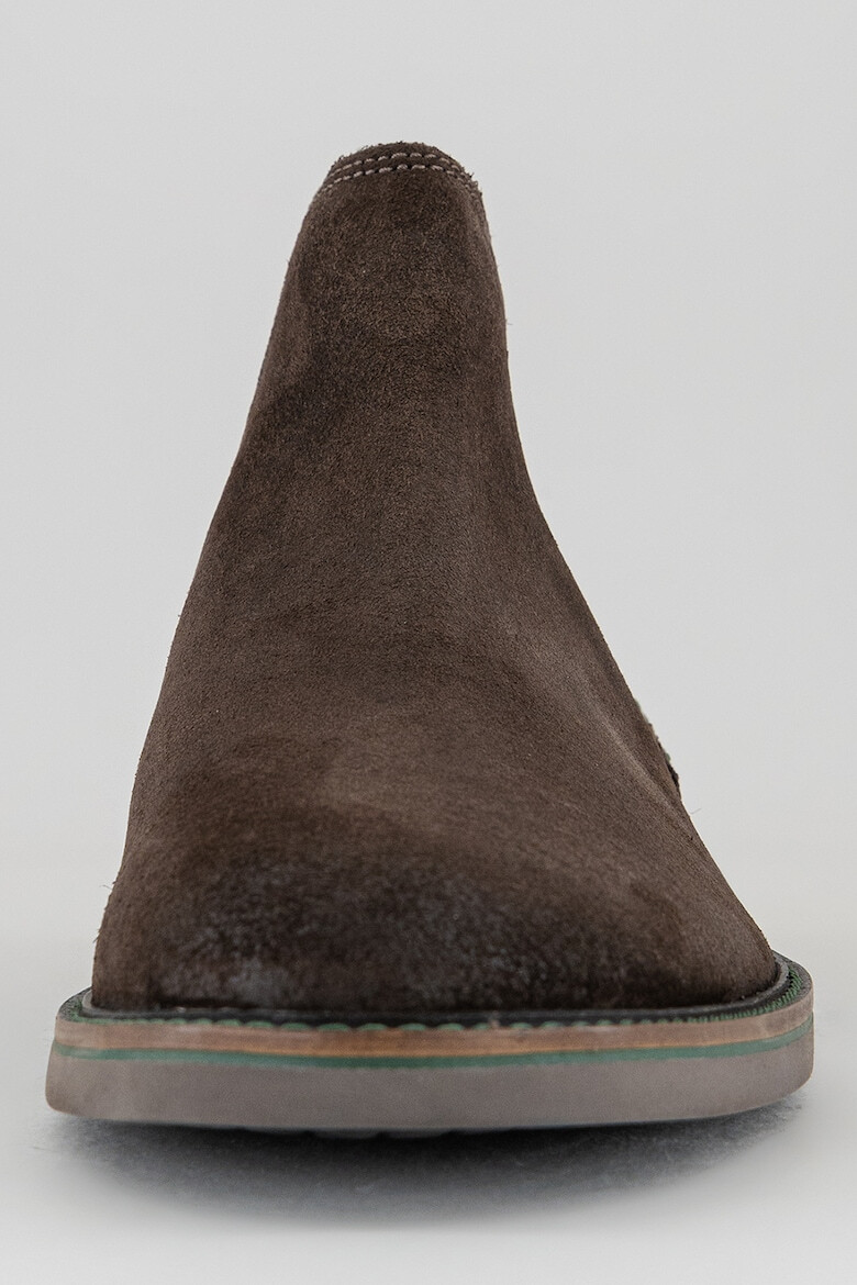 Clarks Велурени боти Atticus Chelsea - Pepit.bg