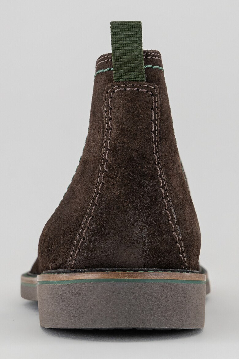 Clarks Велурени боти Atticus Chelsea - Pepit.bg