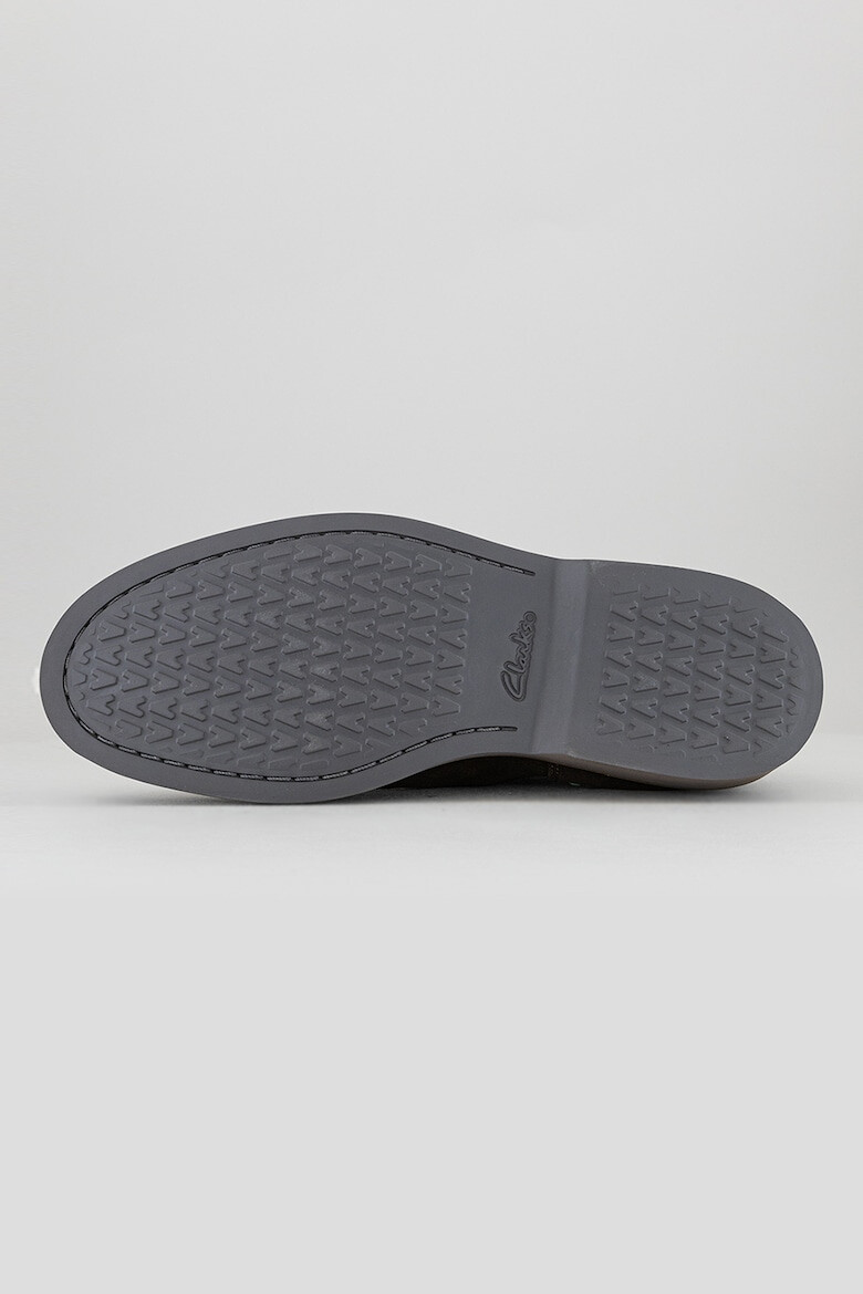 Clarks Велурени боти Atticus Chelsea - Pepit.bg