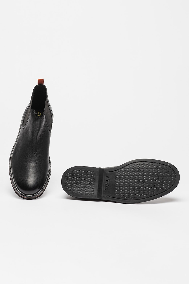 Clarks Велурени боти Atticus Chelsea - Pepit.bg