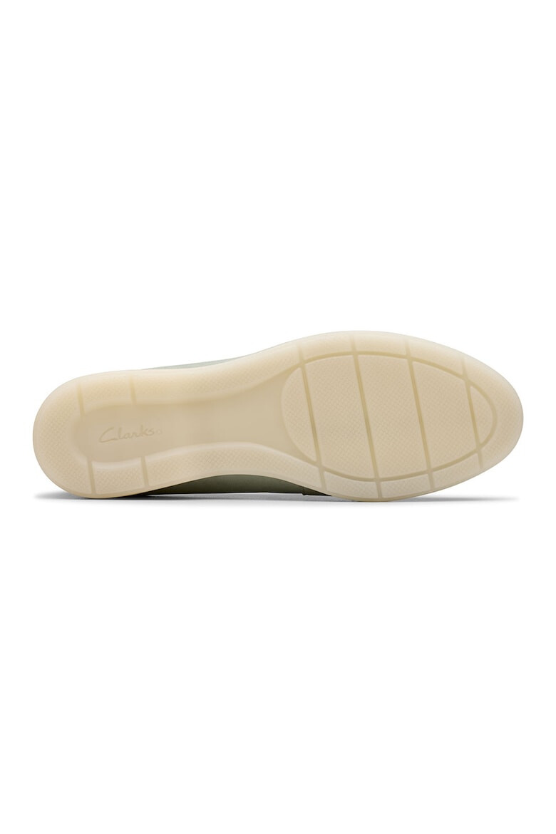 Clarks Велурени мокасини Narini Edge - Pepit.bg