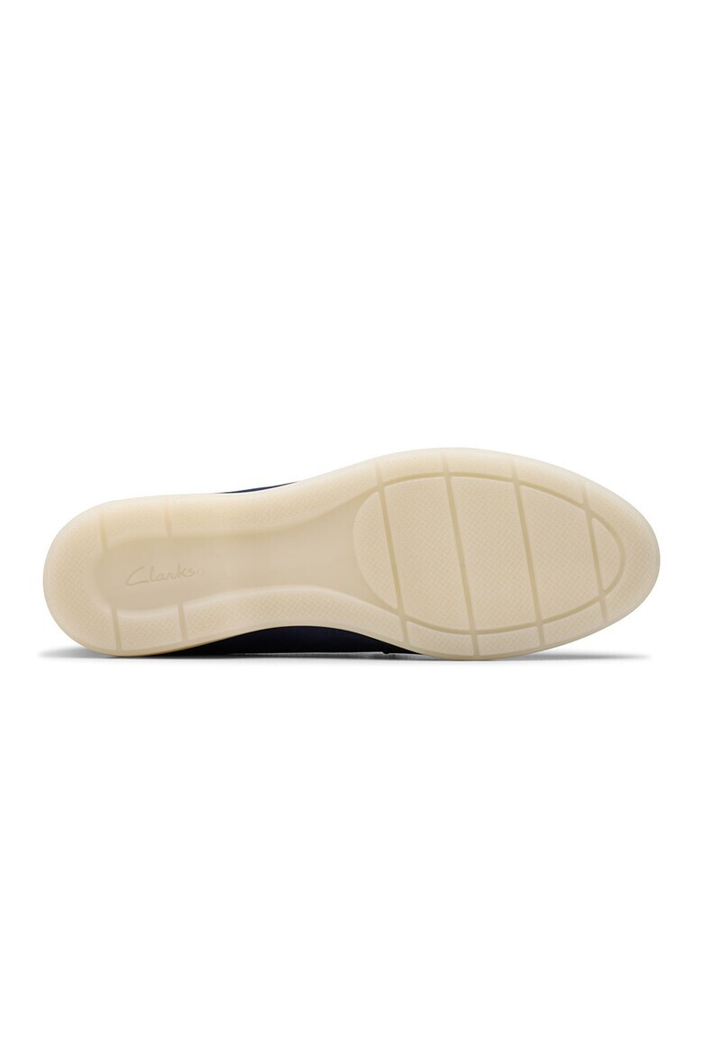 Clarks Велурени мокасини Narini Edge - Pepit.bg