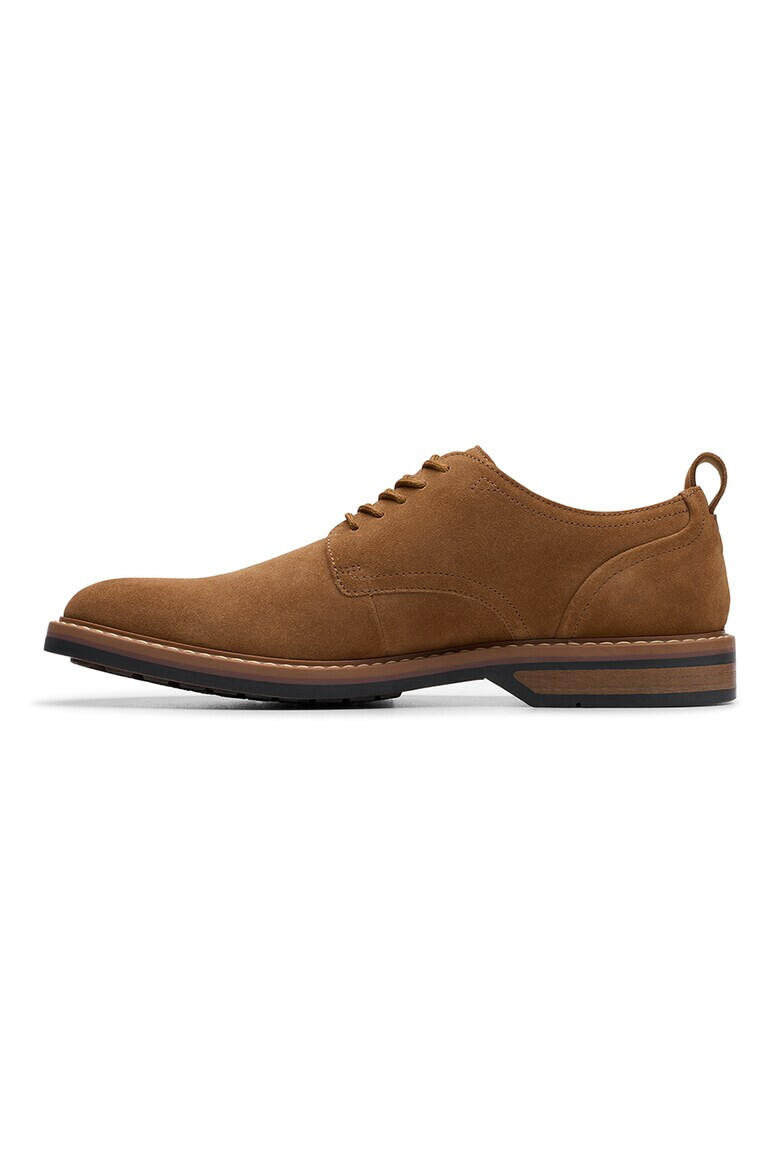 Clarks Велурени обувки Aldwin тип Derby - Pepit.bg