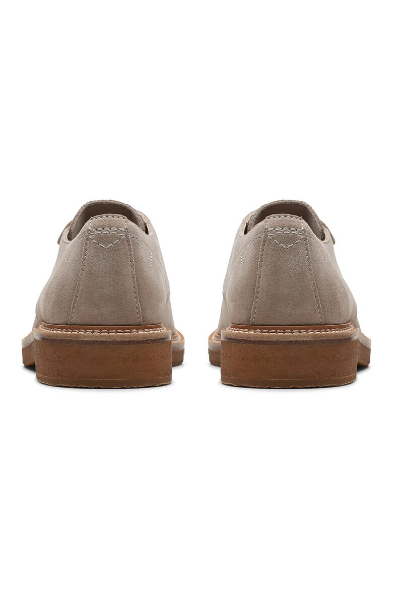 Clarks Велурени обувки Derby - Pepit.bg