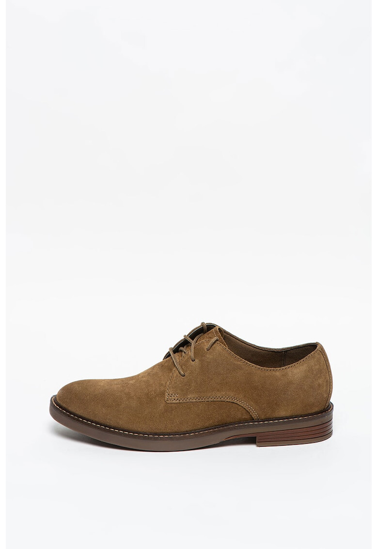 Clarks Велурени обувки Paulson Plain тип Derby - Pepit.bg