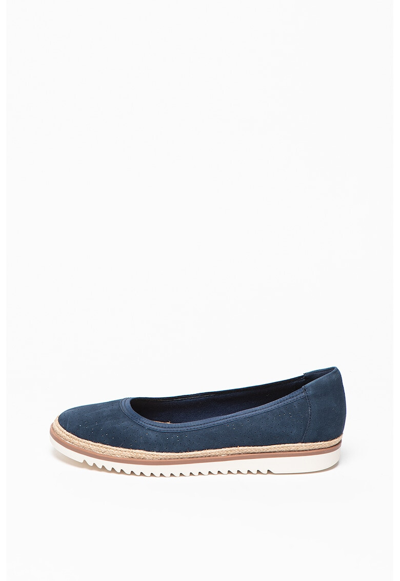 Clarks Велурени пантофки Serena Kellyn с перфорации - Pepit.bg