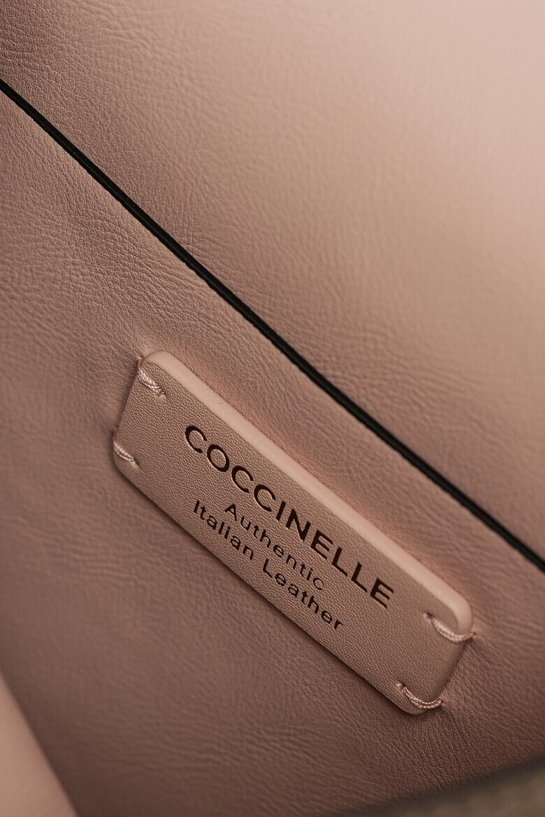 COCCINELLE Кожена раница Arlettis с капаче - Pepit.bg