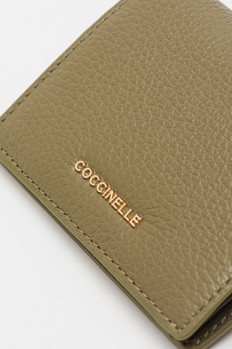 COCCINELLE Кожено портмоне Metallic Soft с релеф - Pepit.bg