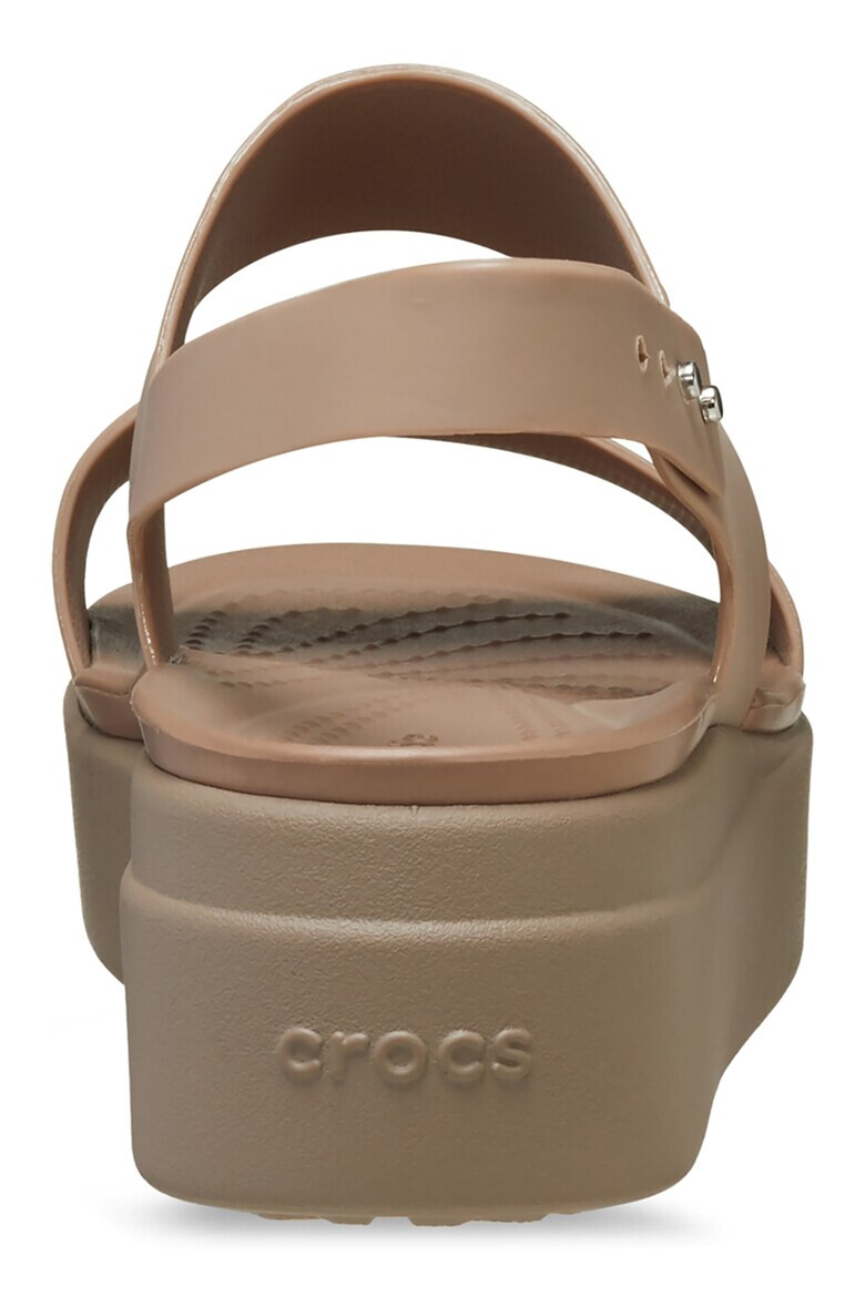 Crocs Скосени сандали Brooklyn - Pepit.bg