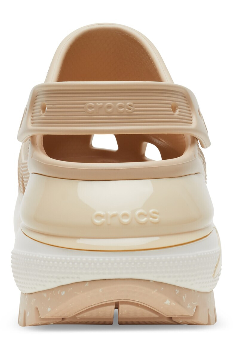 Crocs Скосено сабо Mega Crush - Pepit.bg